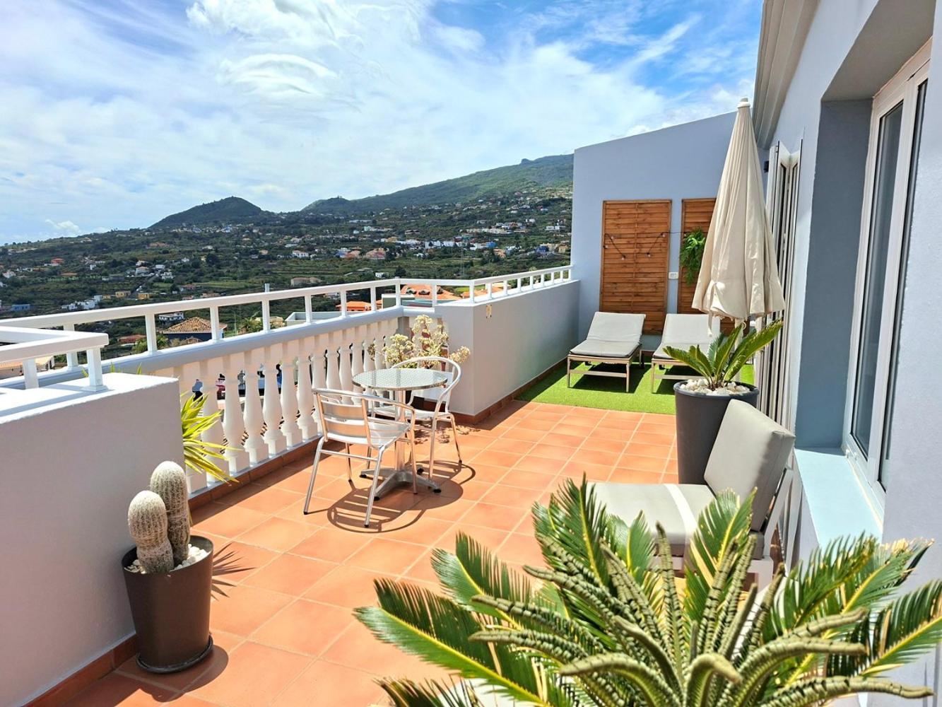 La Casita Del Arco Atico Apartment San Pedro  Exterior photo